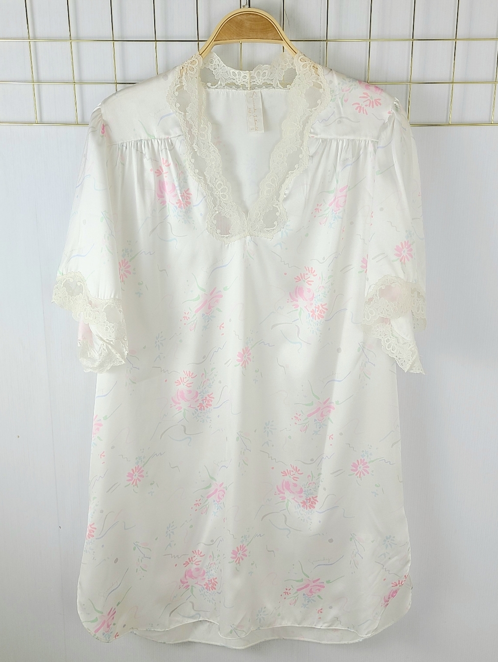 Givenchy Intimates Paris Made In USA Floral Print Vintage Nightgown